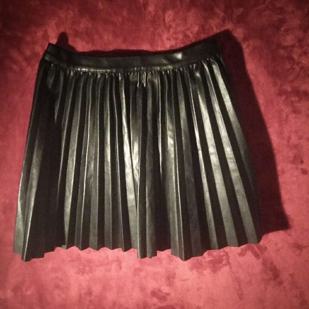 Goldie brand mini skirt
